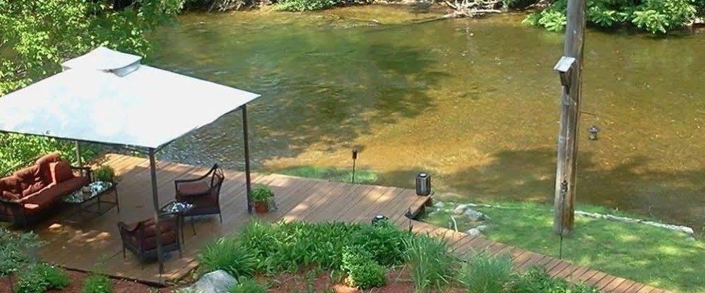 Stone Waters Inn Bellaire Kültér fotó